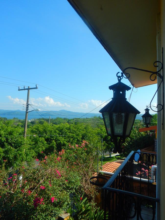 Posada Bugambilias Катемако Экстерьер фото